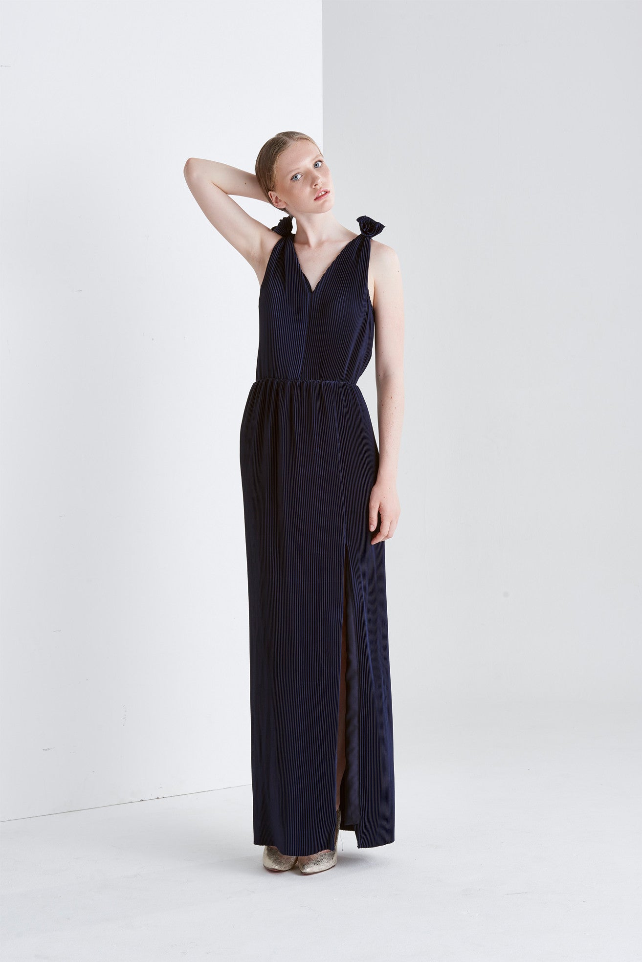 ZZ071512 Maxi Pleat Dress