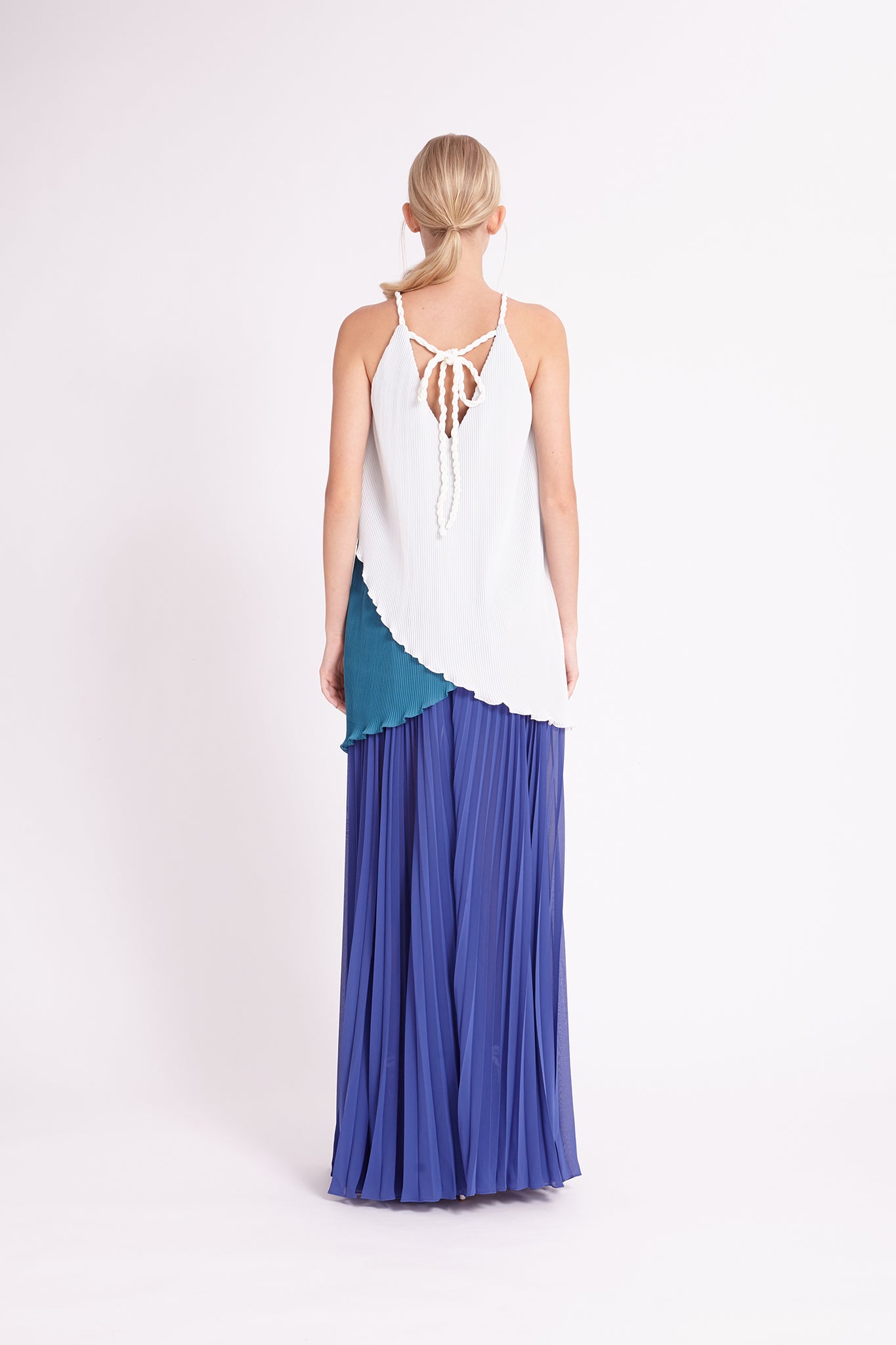 ZM021805TWT : PLEATED TOPS